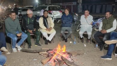 जांजगीर चाम्पा कलेक्टर,एसपी देर रात में निकले अलावा व्यवस्था का निरीक्षण करने, <em>विधानसभा नेता प्रतिपक्ष,नगर पालिका अध्यक्ष, कलेक्टर, एसपी ने देर रात तक अलाव तापा</em>,, - Console Corptech