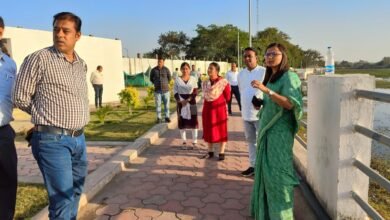 कलेक्टर ने चांपा नगर पालिका क्षेत्र के स्वामी आत्मानंद विद्यालय, बीडीएम हॉस्पिटल, धन्वंतरी मेडिकल स्टोर और सिवरेज प्लांट का किया औचक निरीक्षण,,, - Console Corptech