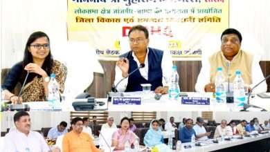 गरीब और कमजोर लोगो को आत्मनिर्भर बनाने के लिए सभी योजनाओं का करें बेहतर क्रियान्वयन - सांसद गुहाराम अजगल्ले,,, - Console Corptech