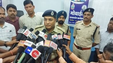 जांजगीर चाम्पा पुलिस ने राज्य एवं दीगर राज्यो से किया 125 नग मोबाइल बरामद,मोबाइल पाकर आम नागरिकों के चेहरे में आयी मुस्कुराहट, कीमत लगभग 18 लाख रुपये... - Console Corptech