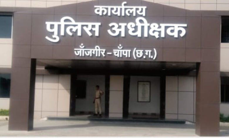 जांजगीर चाम्पा - हत्या के 04 आरोपी गिरफ़्तार मछली मारने की विवाद में आरोपियों ने किया हत्या, भीतर देखे आरोपियों का फोटो... - Console Corptech