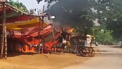 जांजगीर चाम्पा जिले के कोटमी सोनार कोकोडायल पार्क के सामने मोहन थवाईत के दुकान मे सिलेंडर से लगी भीषण आग, पढ़े पूरी खबर... - Console Corptech
