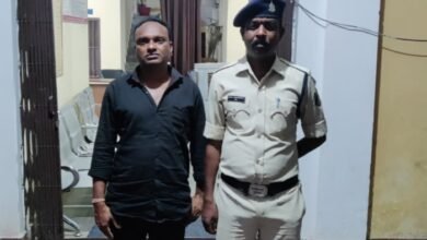 रोगदा गाँव मे शराब सेवन से हुई मृत्यु के मामले में 01 आरोपी को पुलिस ने पहुंचाया सलाखों के पीछे... - Console Corptech