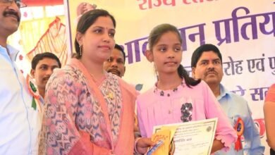 जिला में टॉप कर स्तुति देवांगन नवोदय विद्यालय में हुई चयनित, सिवनी गांव में हर्ष की लहर... - Console Corptech