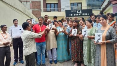 ममता तिवारी द्वारा रचित पांचवी काव्य संग्रह कलयुग का हुआ मां वैष्णोदेवी के दरबार में विमोचन... - Console Corptech