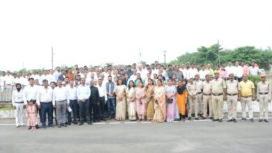कलेक्टर ऋचा प्रकाश चौधरी ने जिला कलेक्टोरेट में किया ध्वजारोहण,<em>स्वतंत्रता दिवस की दी बधाई एवं शुभकामनाएं</em>... - Console Corptech