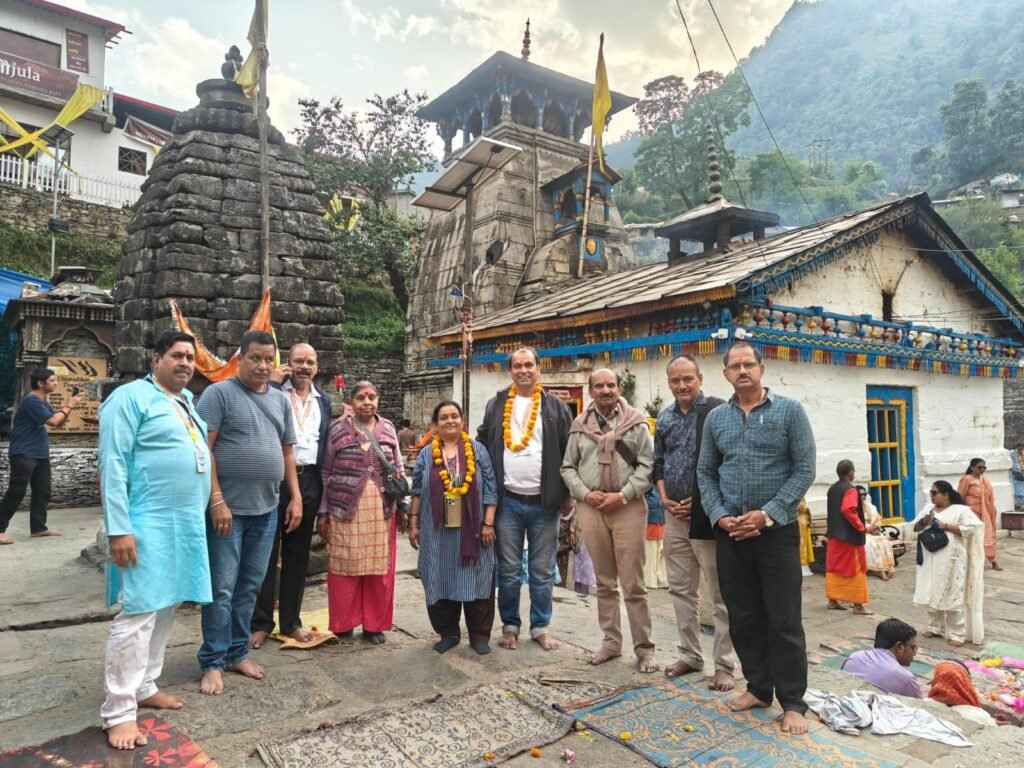 चारधाम यात्रा की सफलता के बाद 3 जून से प्रारंभ होगी नेपाल तीर्थ यात्रानेपाल के बाद 3 जुलाई से अमरनाथ यात्रा,सीटें हुई फूल... - Console Corptech