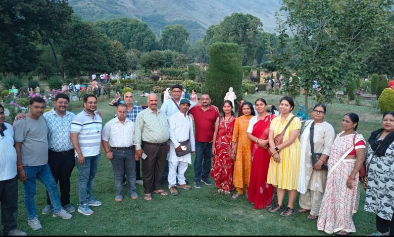चारधाम एवं नेपाल यात्रा की सफलता के बाद अमरनाथ यात्रियों की हुई सकुशल घर वापसी,हसदेव यात्रा को मिल रहा उत्कृष्ट प्रतिसाद, सेवा भाव बना पहचान... चारधाम एवं नेपाल यात्रा की सफलता के बाद अमरनाथ यात्रियों की हुई सकुशल घर वापसी,हसदेव यात्रा को मिल रहा उत्कृष्ट प्रतिसाद, सेवा भाव बना पहचान... - Console Corptech